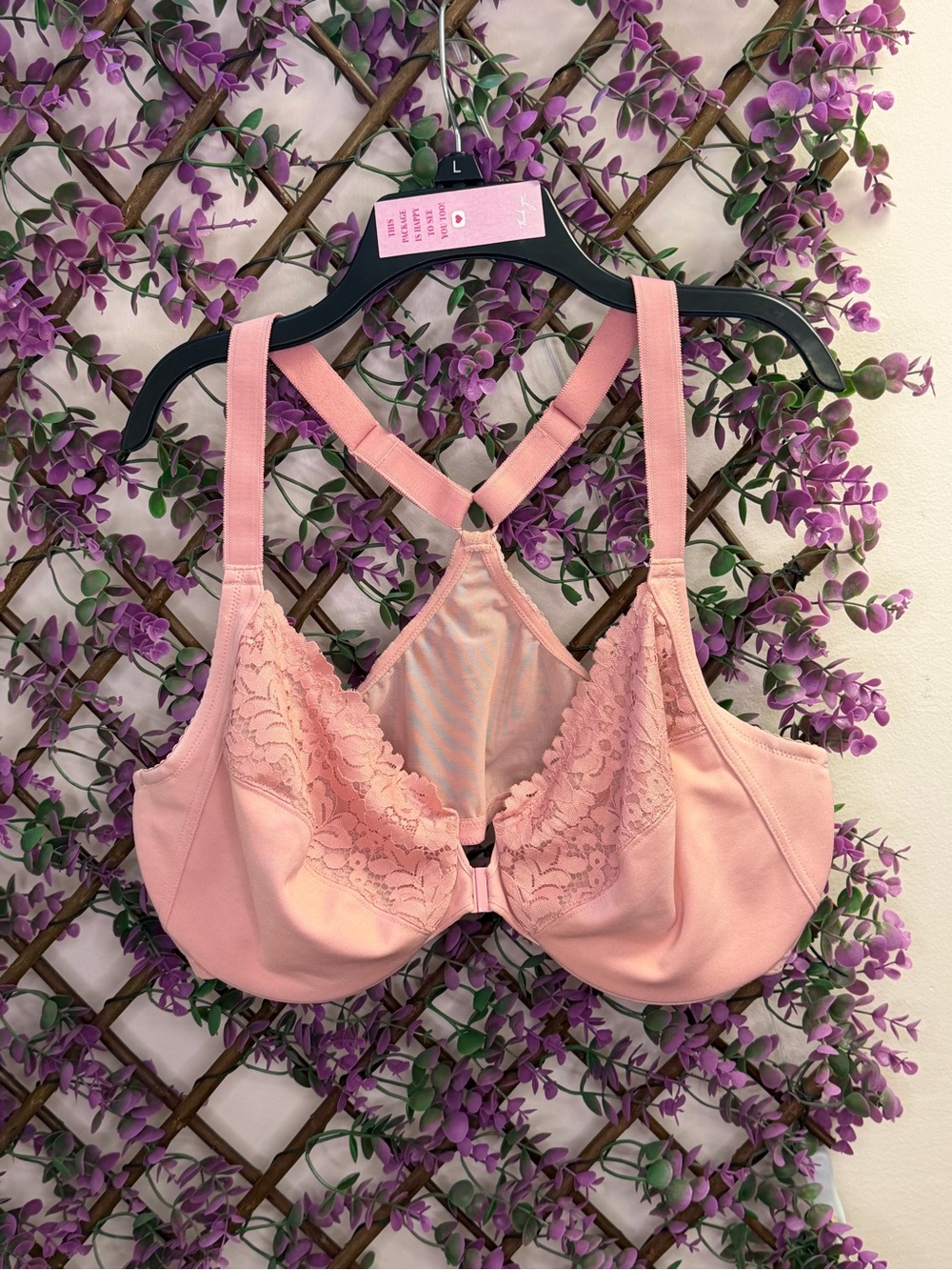 Lace-Detail Front-Closure Bra in Blush Pink